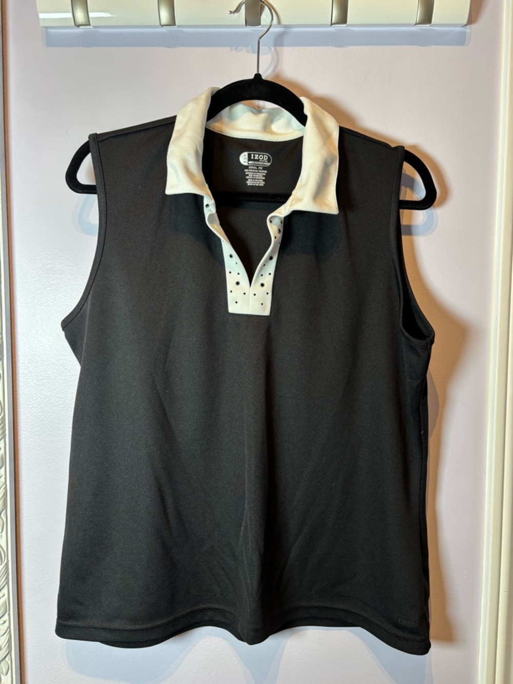 IZOD Black Sleeveless Polo Tank with White Collar Size XL
